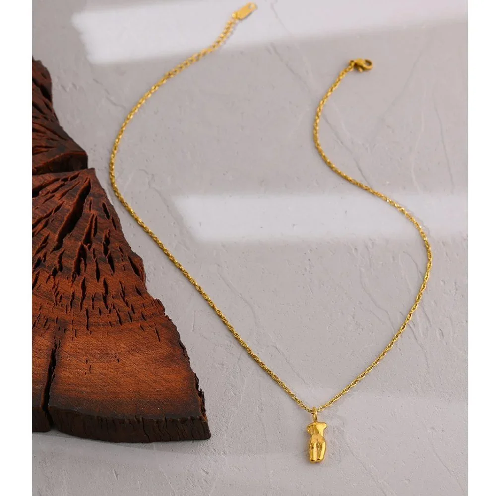 ^NEW 18K Gold Plated Female Woman Figure Pendant Necklace